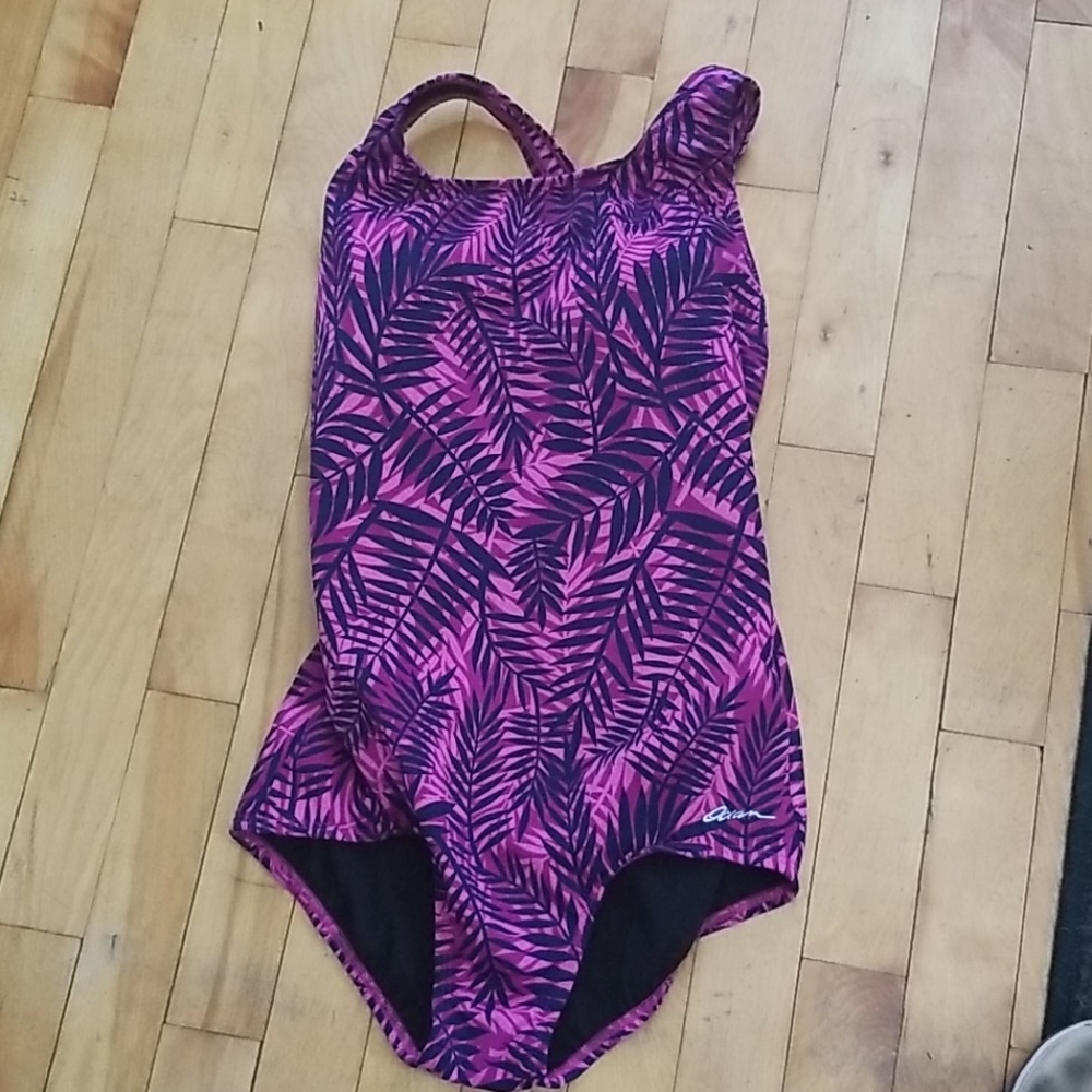 One piece swimsuit